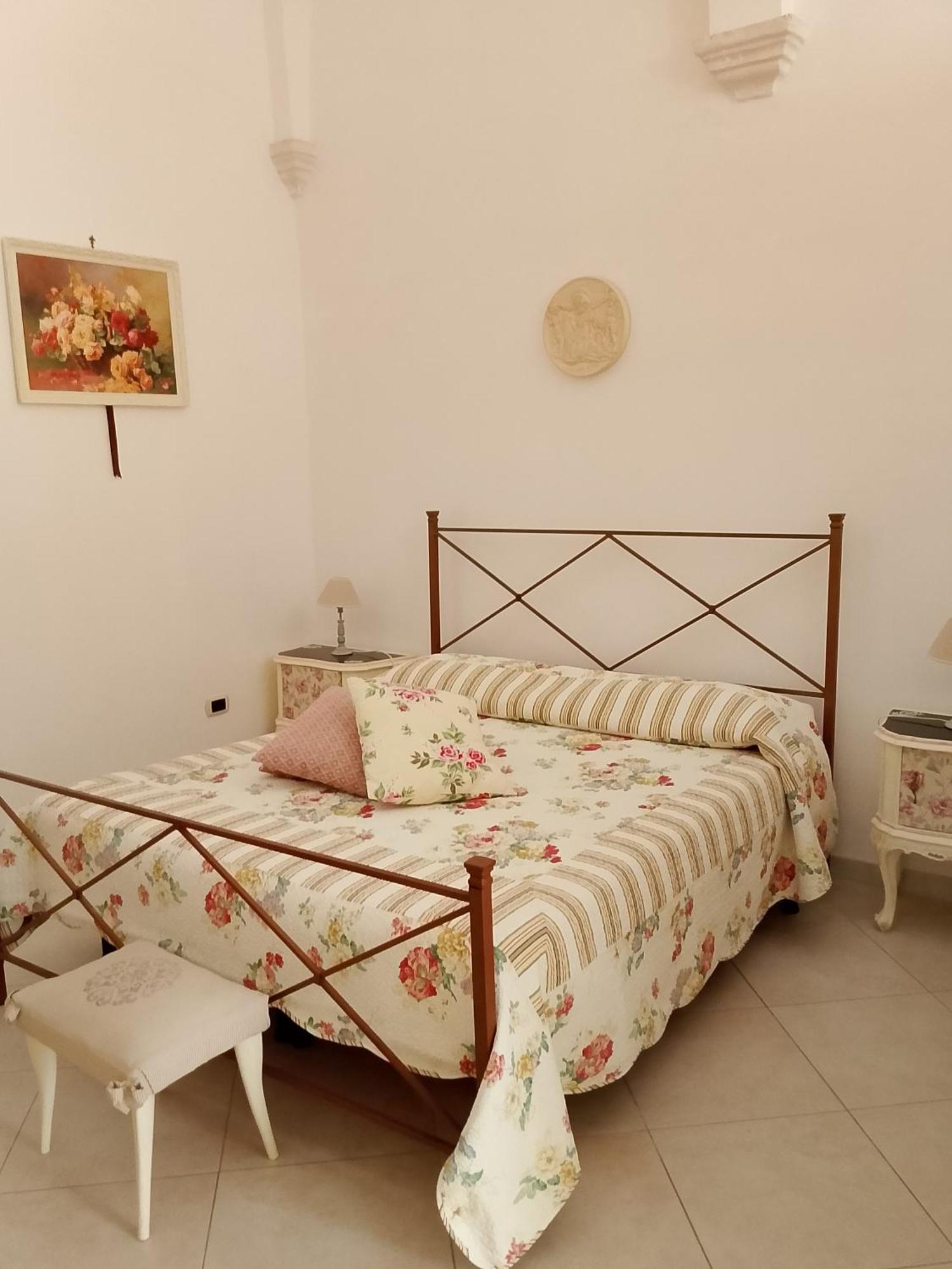 B&B A Due Passi Martina Franca Luaran gambar